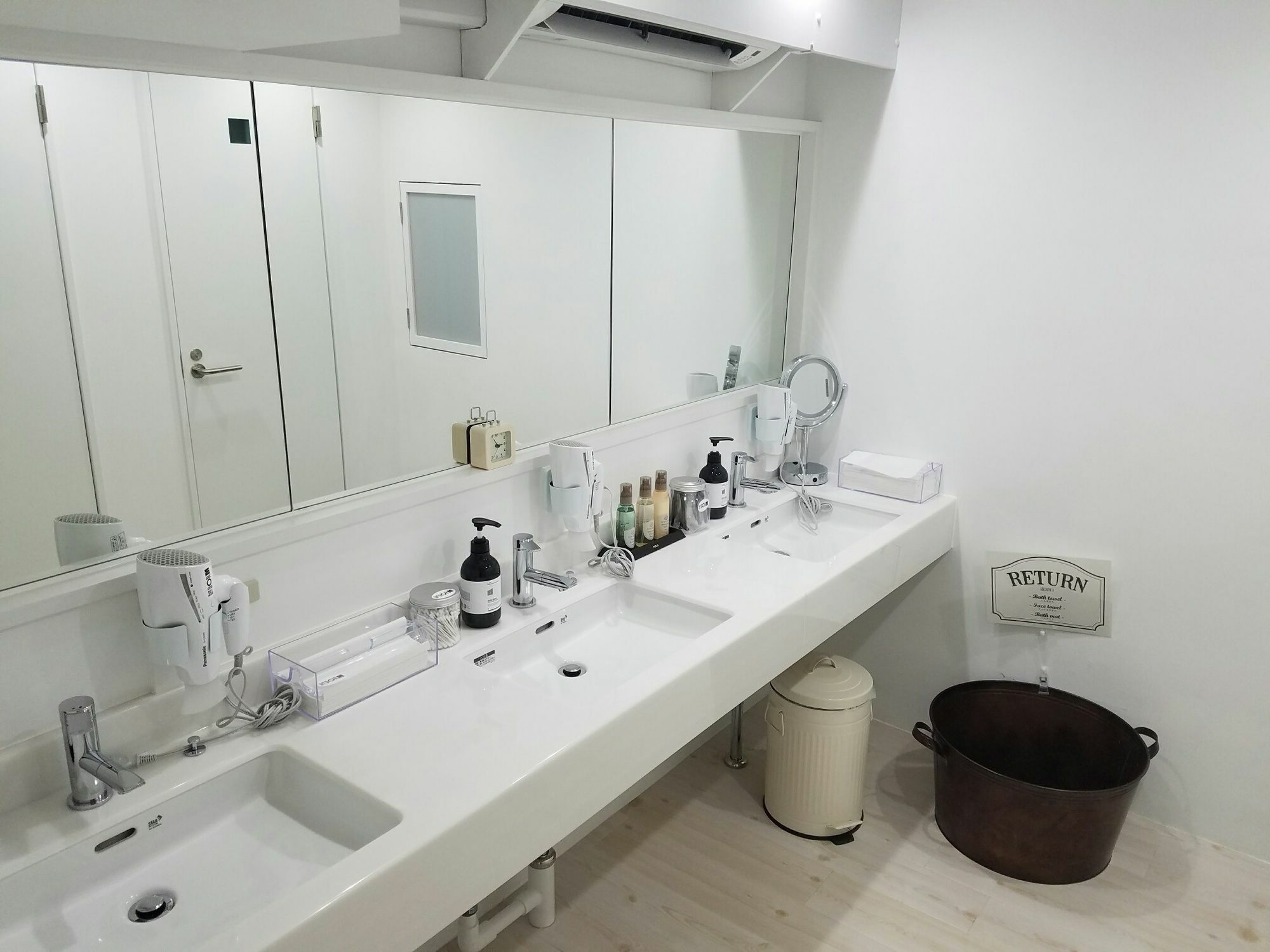 The Dorm Hostel Osaka Exterior photo